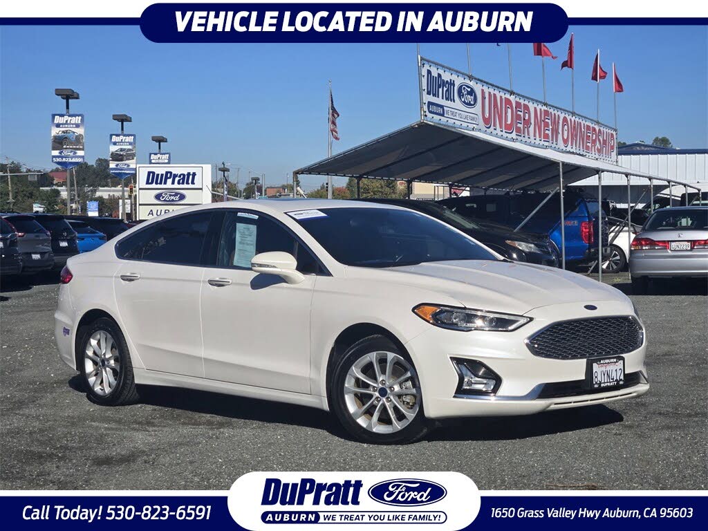 2019 Ford Fusion Energi Titanium FWD