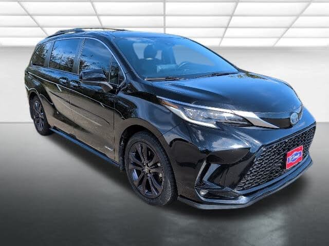 2021 Toyota Sienna XSE 7-Passenger FWD