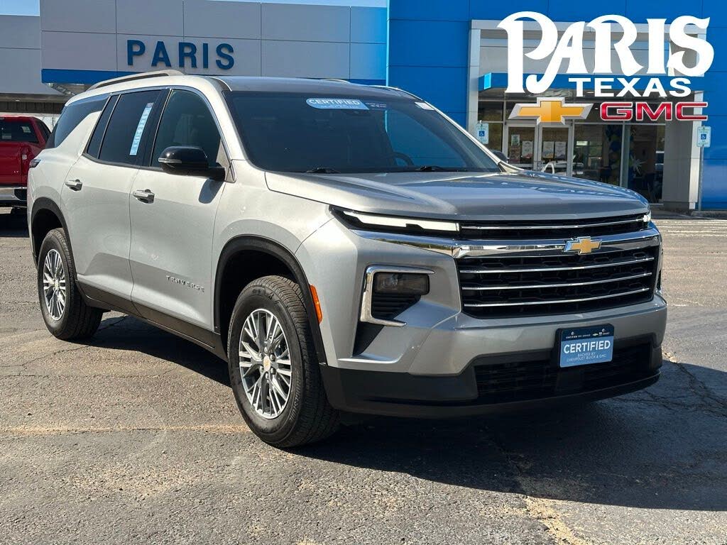 2025 Chevrolet Traverse LT FWD