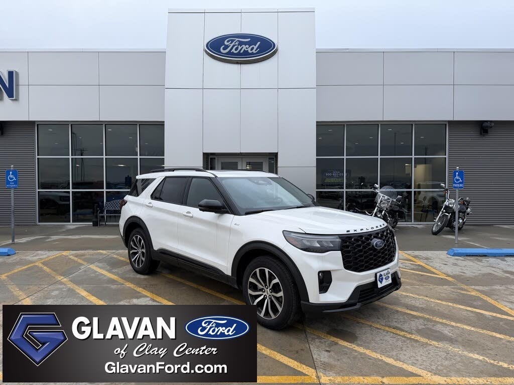 2025 Ford Explorer ST-Line AWD
