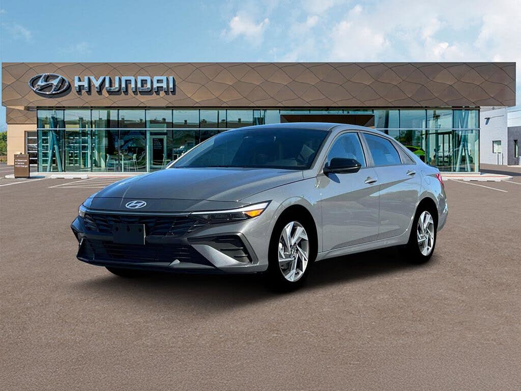 2025 Hyundai Elantra SEL Sport FWD