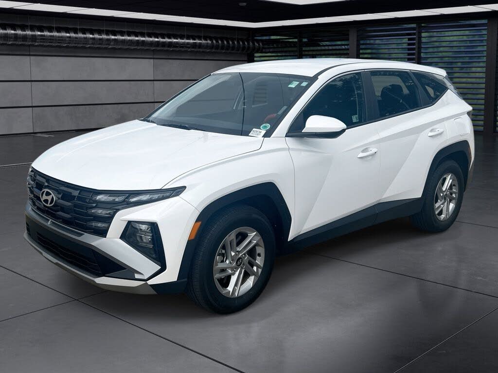 2025 Hyundai Tucson SE FWD