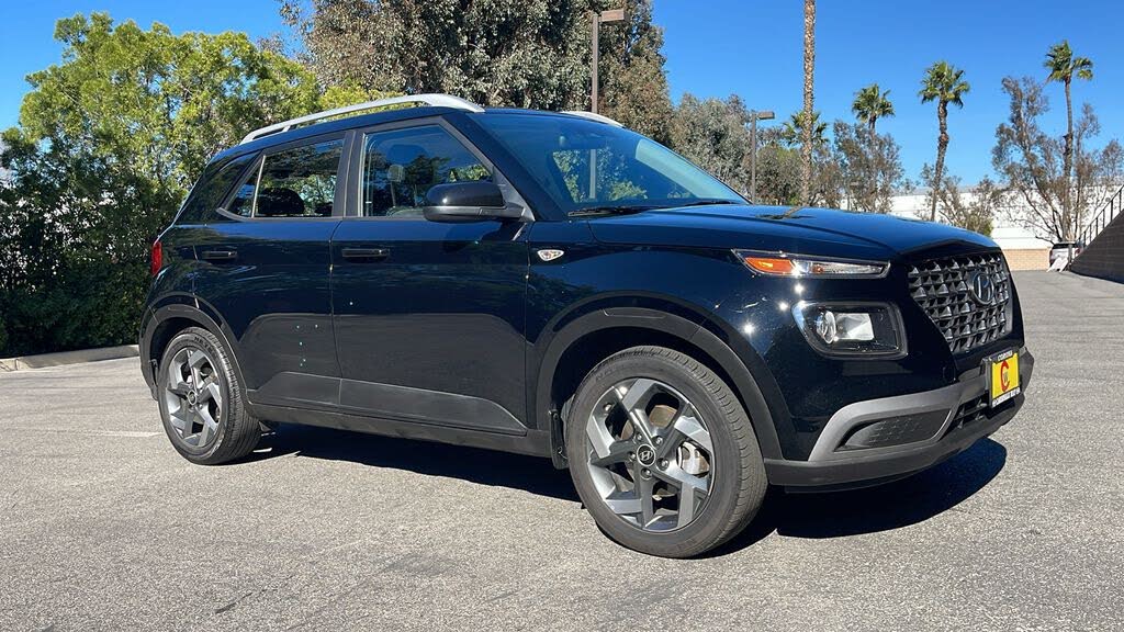 2023 Hyundai Venue SEL FWD