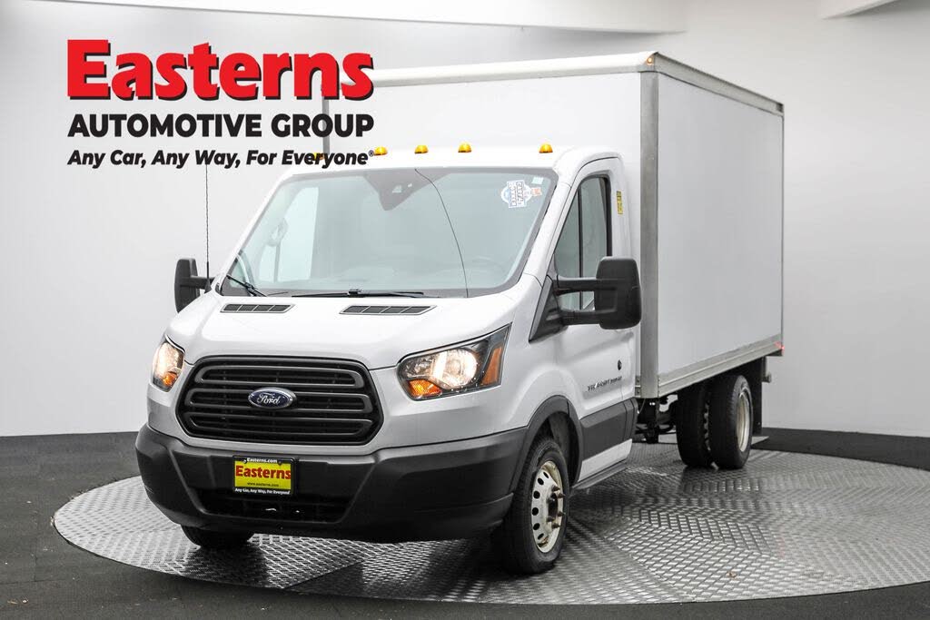 2019 Ford Transit Chassis 350 HD 9950 GVWR 156 DRW RWD
