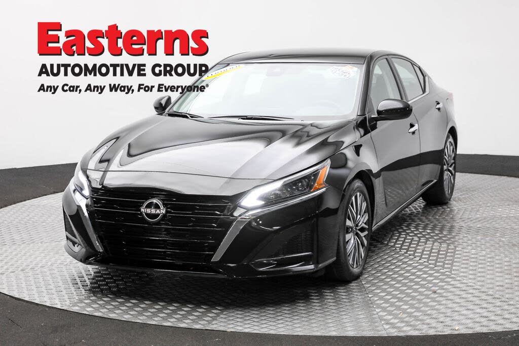 2023 Nissan Altima 2.5 SV FWD