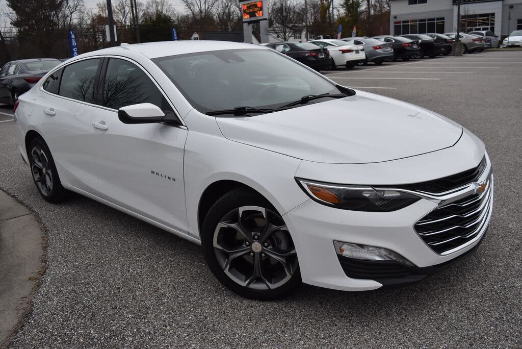2024 Chevrolet Malibu LT with 1LT FWD