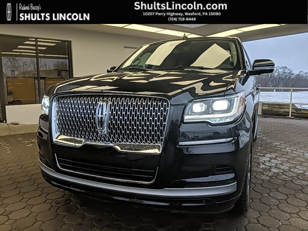 2024 Lincoln Navigator Premiere 4WD