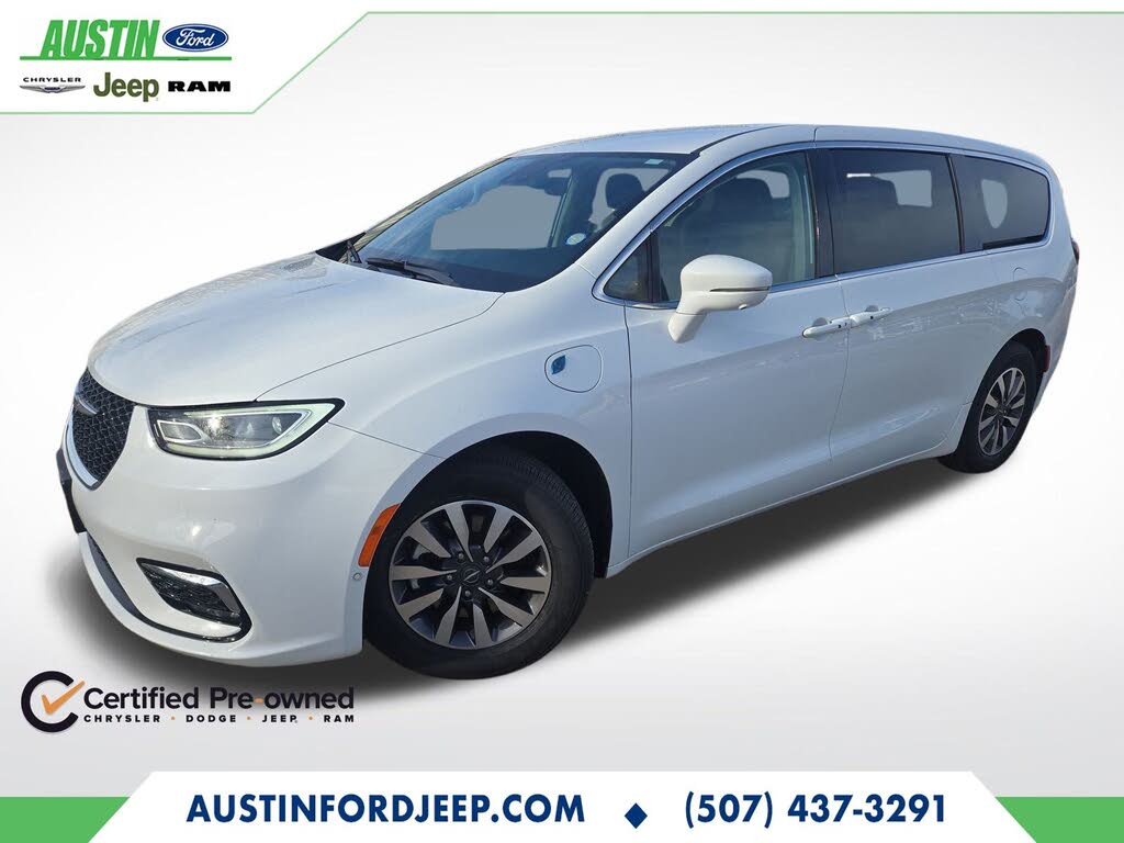 2022 Chrysler Pacifica Hybrid Touring L FWD