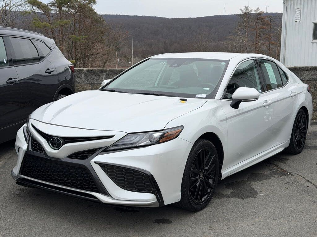 2023 Toyota Camry XSE FWD