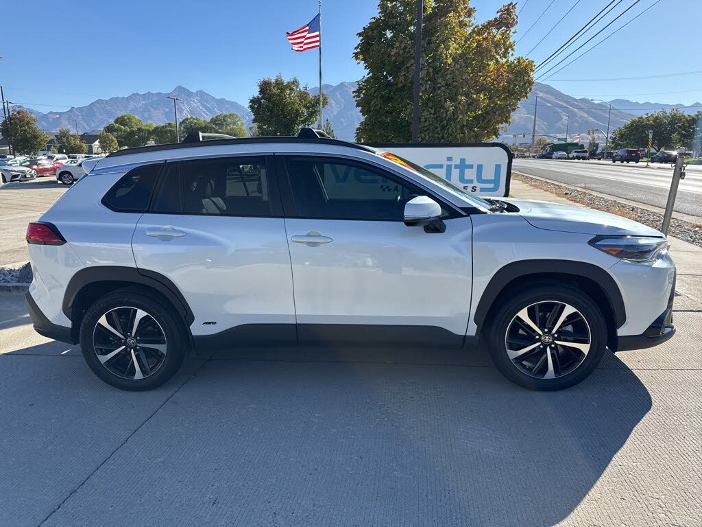 2023 Toyota Corolla Cross Hybrid XSE AWD