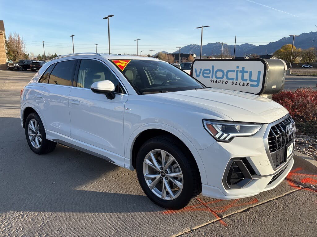 2024 Audi Q3 quattro Premium S Line 45 TFSI