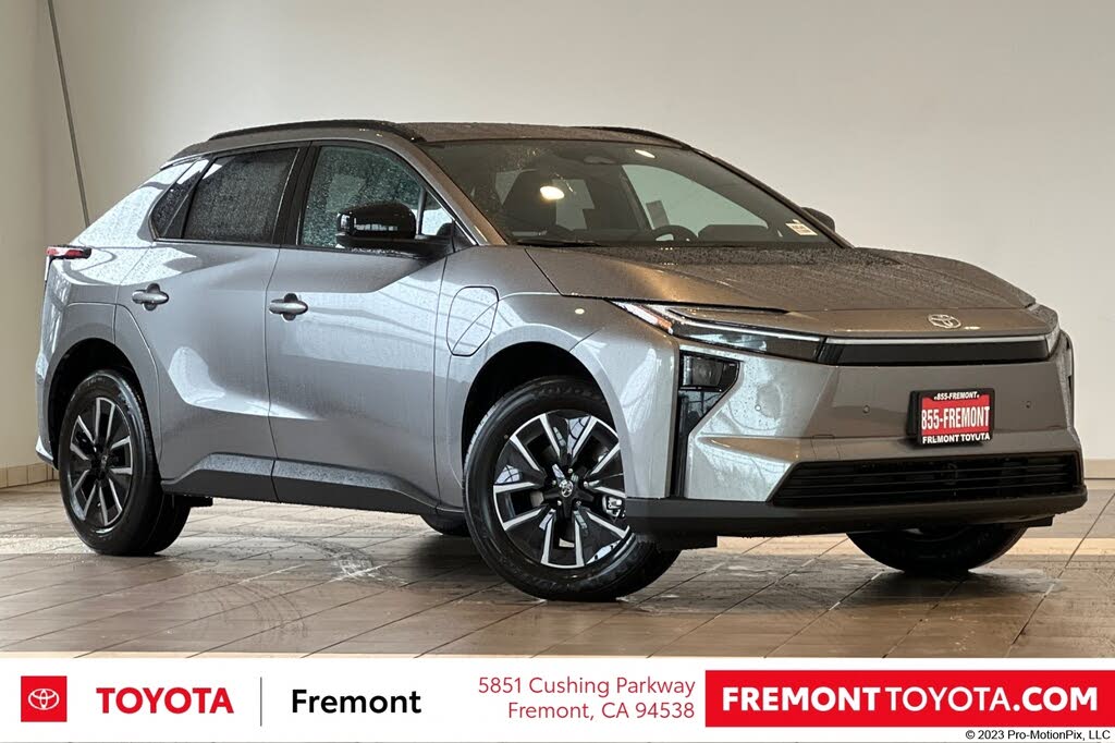 2026 Toyota bZ XLE Plus FWD