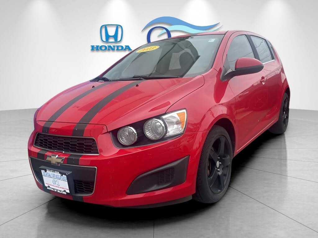 2013 Chevrolet Sonic LT Hatchback FWD