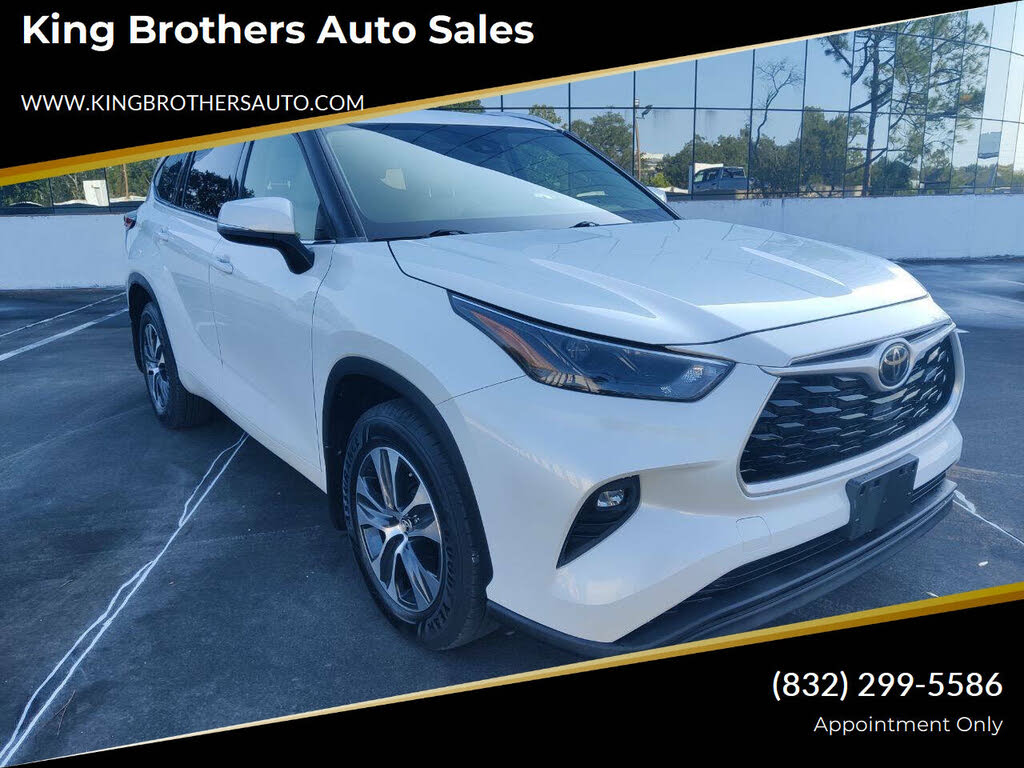 2022 Toyota Highlander XLE AWD