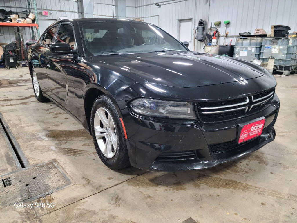 2015 Dodge Charger SE RWD