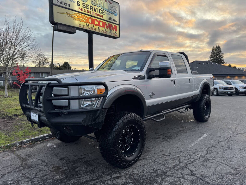 2015 Ford F-350 Super Duty Lariat Crew Cab 4WD