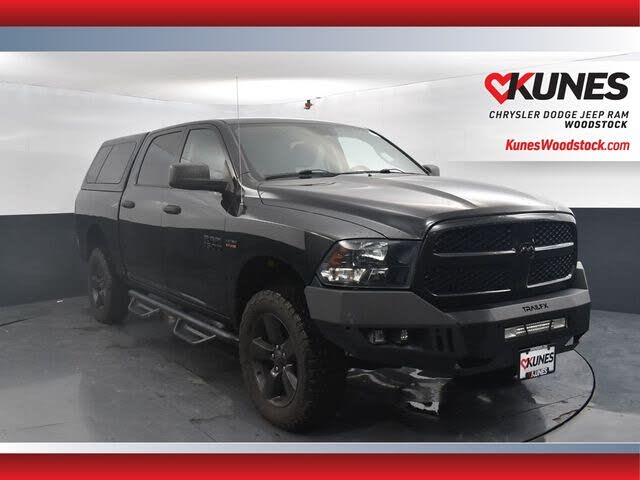 2017 RAM 1500 Express Crew Cab 4WD
