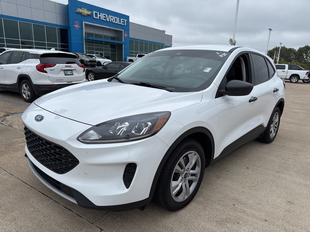 2022 Ford Escape S FWD