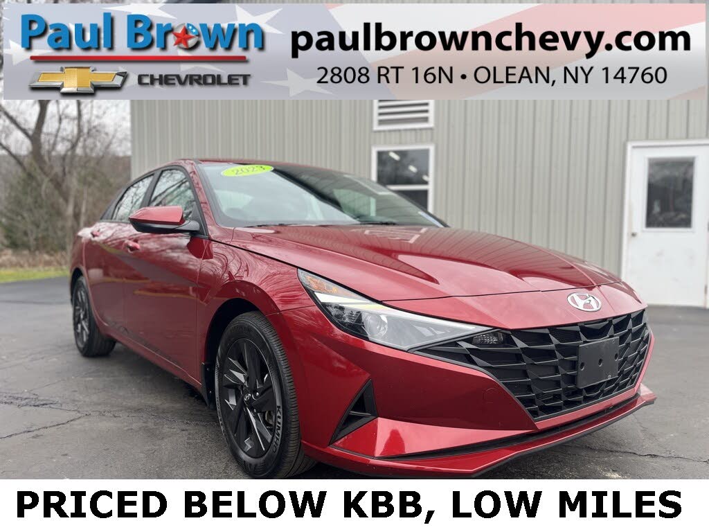 2023 Hyundai Elantra SEL FWD