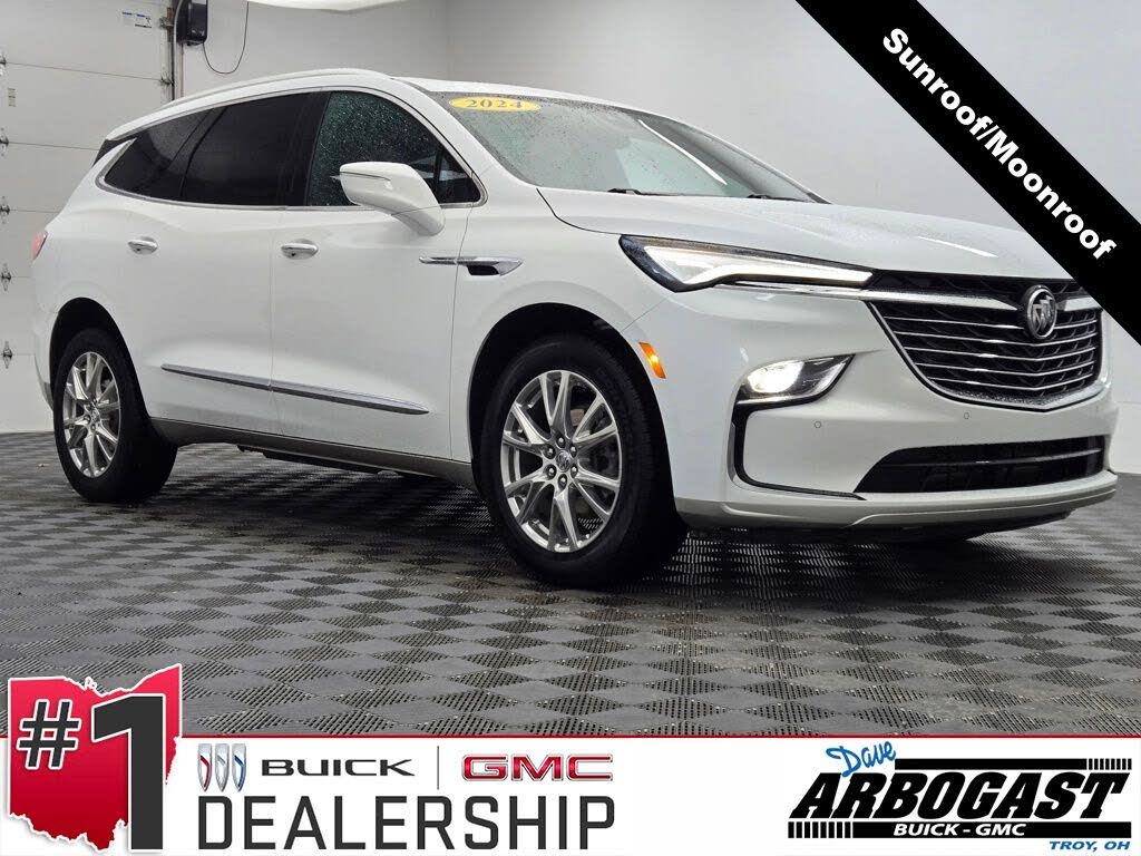 2024 Buick Enclave Essence AWD