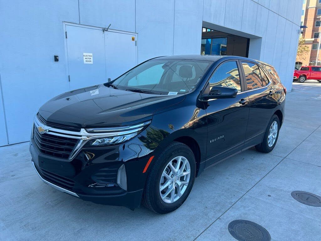 2024 Chevrolet Equinox LT FWD with 1LT