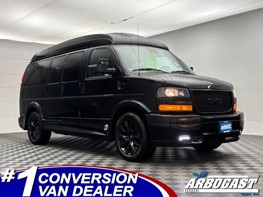 2025 GMC Savana Cargo 2500 RWD