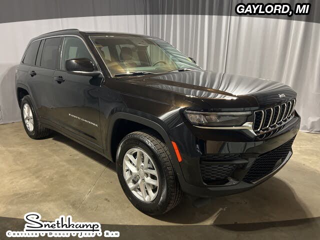 2025 Jeep Grand Cherokee Laredo X 4WD