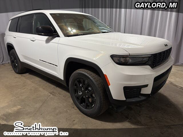 2025 Jeep Grand Cherokee L Altitude 4WD
