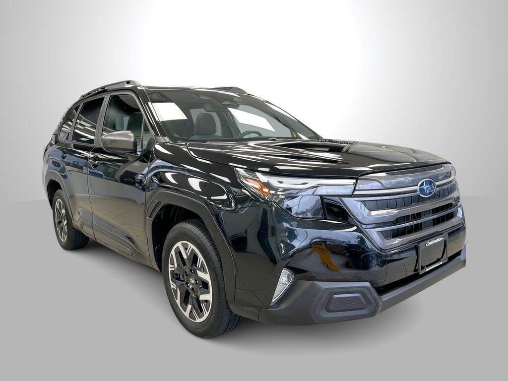 Subaru Forester Touring Crossover AWD 2025