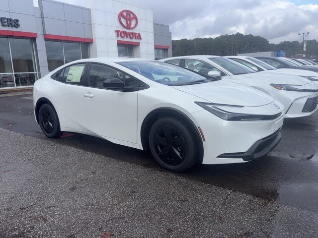 2026 Toyota Prius LE FWD