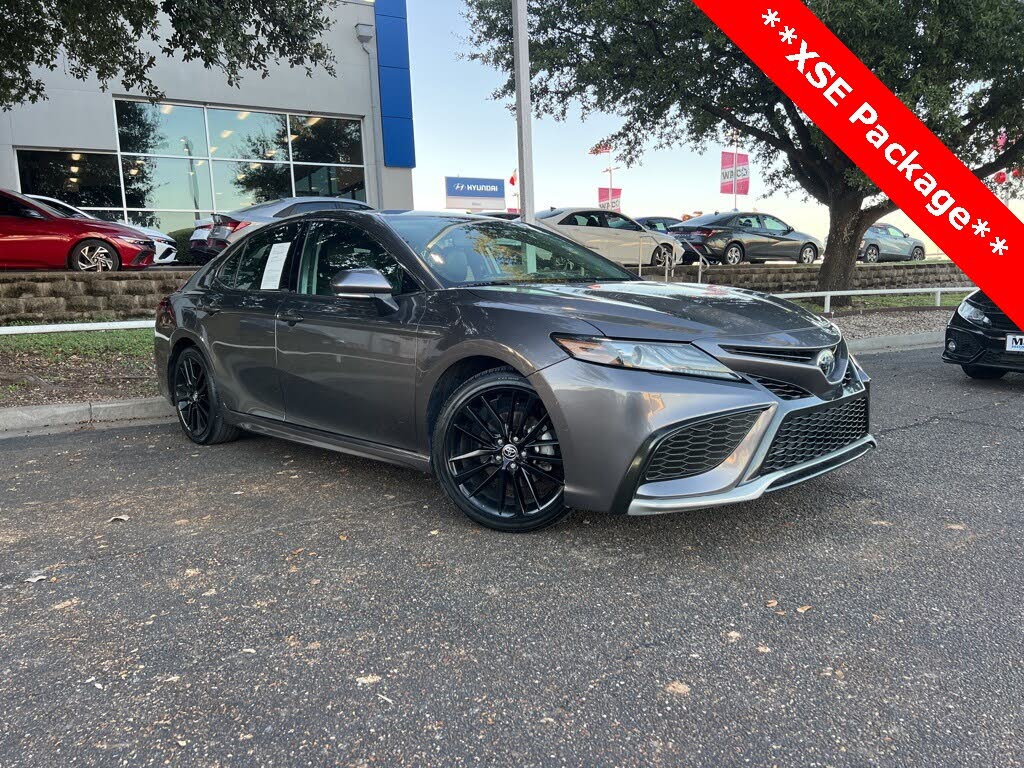2023 Toyota Camry XSE FWD