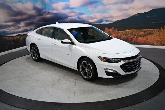 2024 Chevrolet Malibu LT with 1LT FWD