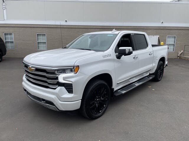2024 Chevrolet Silverado 1500 High Country Crew Cab 4WD