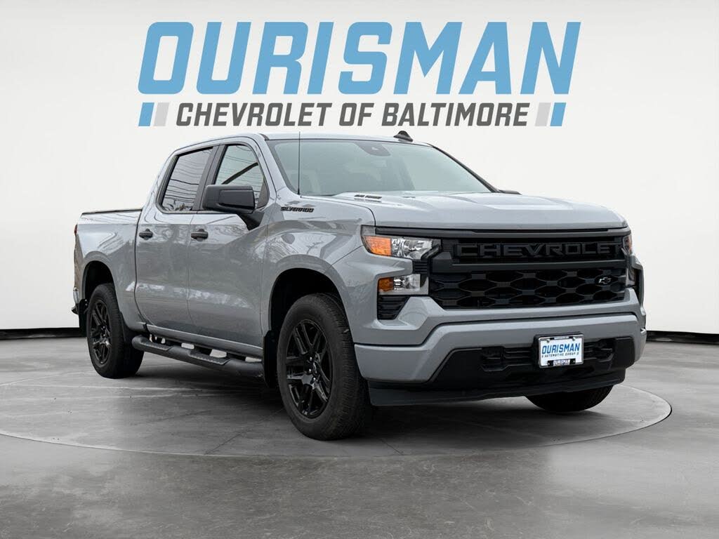 2024 Chevrolet Silverado 1500 Custom Crew Cab 4WD