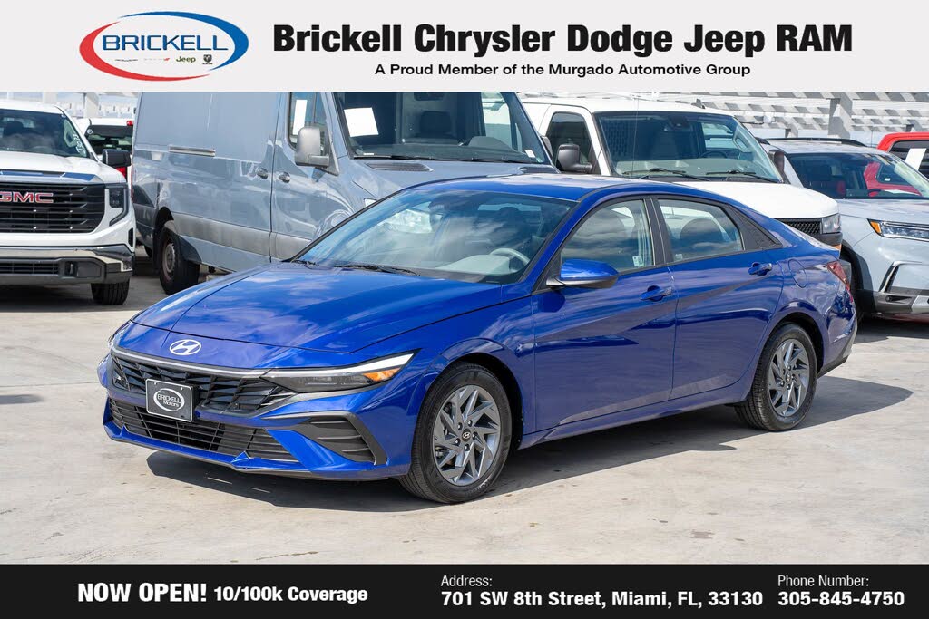 2024 Hyundai Elantra SEL FWD