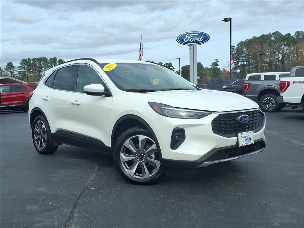 2025 Ford Escape Platinum AWD
