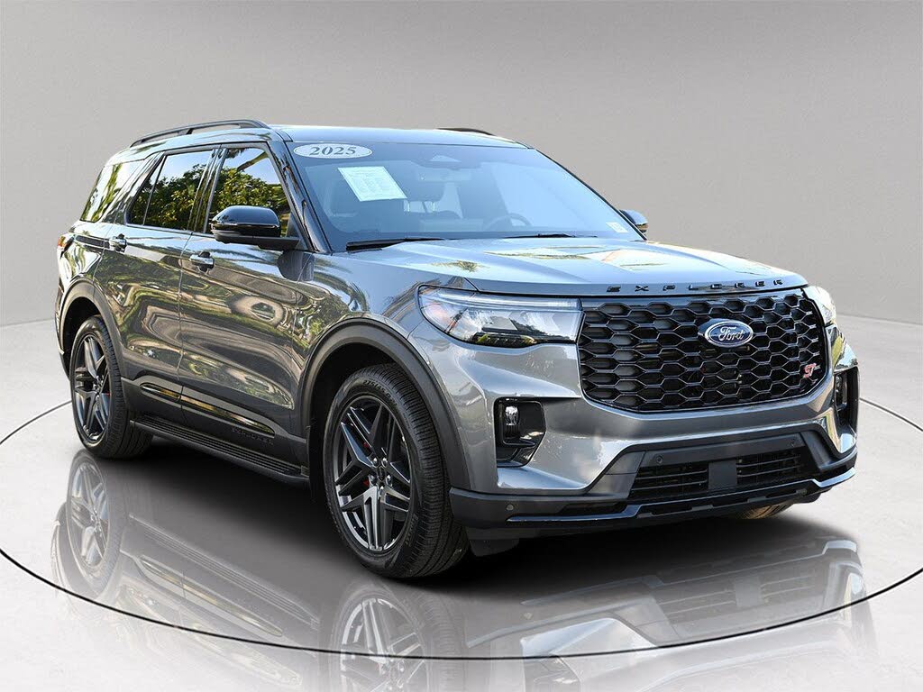 2025 Ford Explorer ST AWD