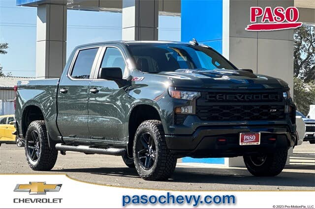 2026 Chevrolet Silverado 1500 Custom Trail Boss Crew Cab 4WD