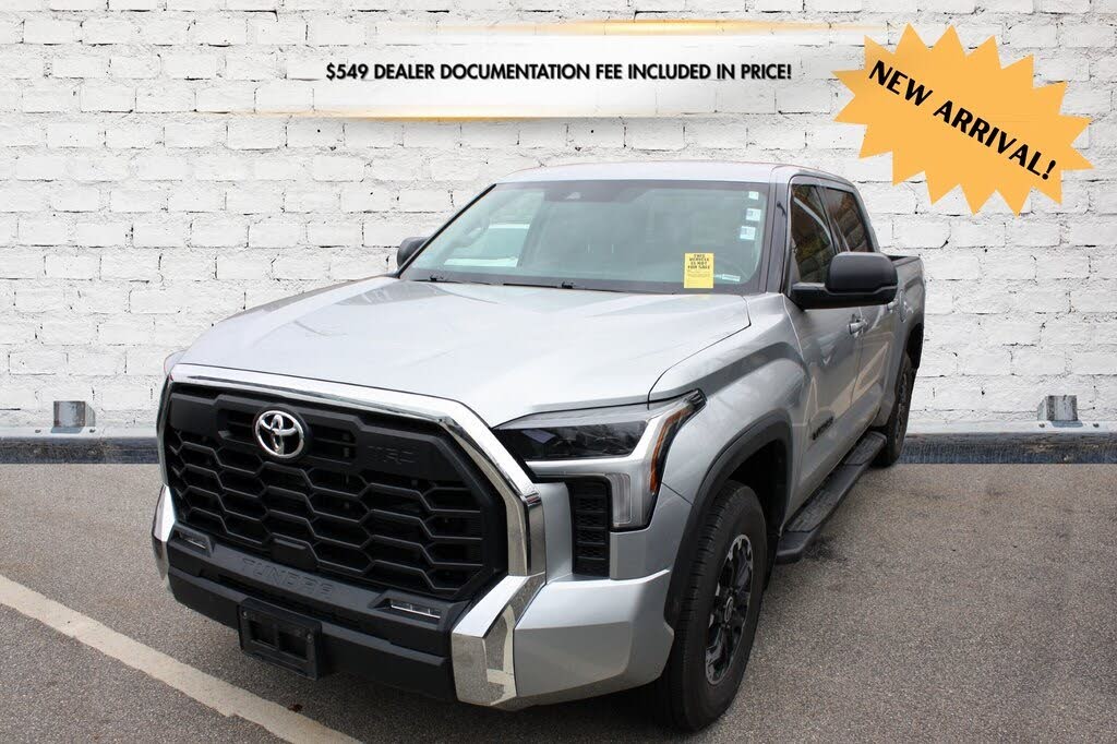 2023 Toyota Tundra SR5 CrewMax Cab 4WD