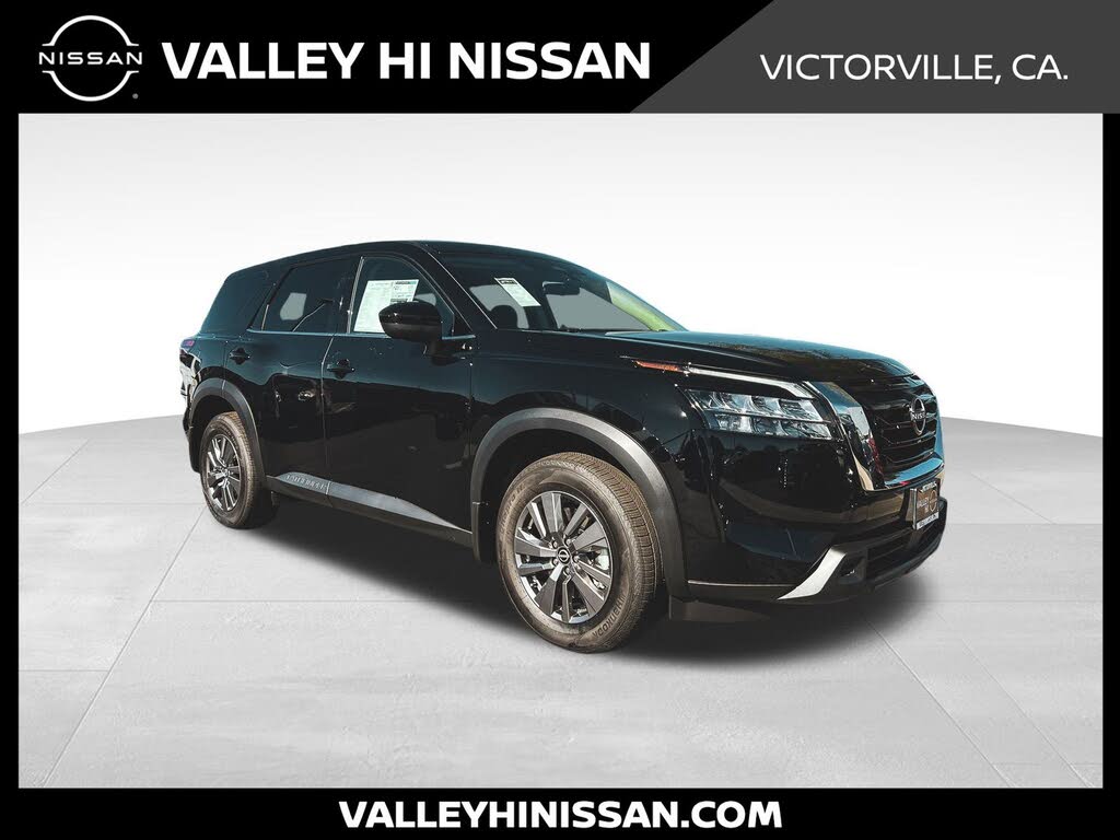 2025 Nissan Pathfinder S FWD