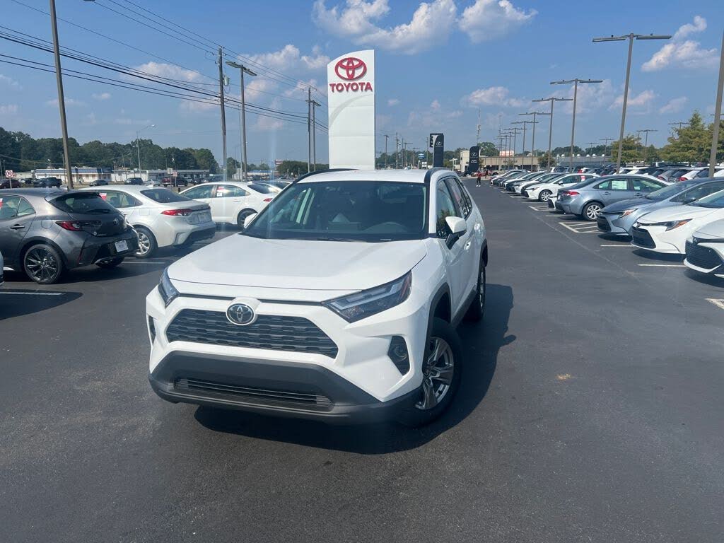 2025 Toyota RAV4 Hybrid XLE AWD