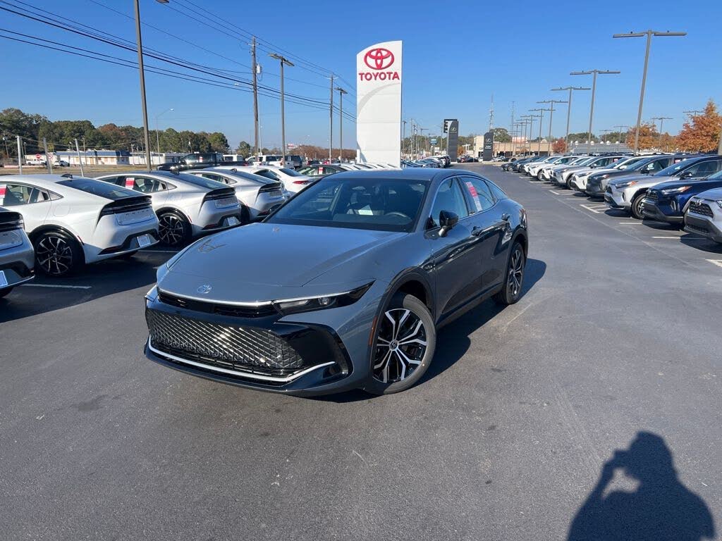 2026 Toyota Crown XLE AWD