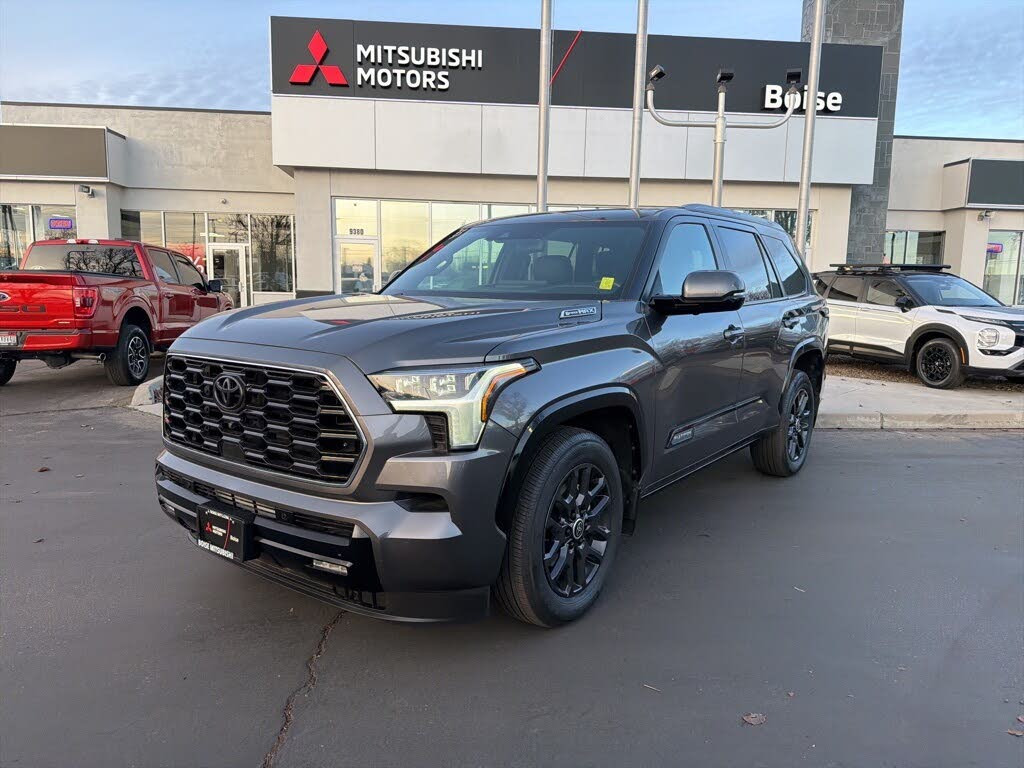 2024 Toyota Sequoia Platinum 4WD