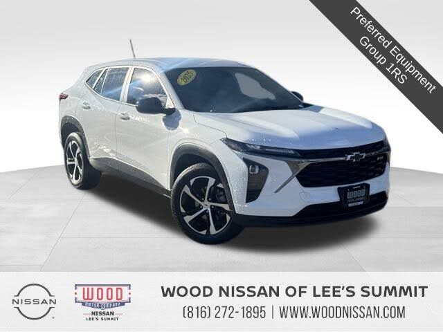 2025 Chevrolet Trax RS with 1RS FWD