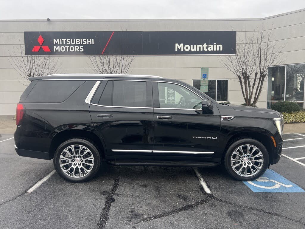 2025 GMC Yukon Denali 4WD