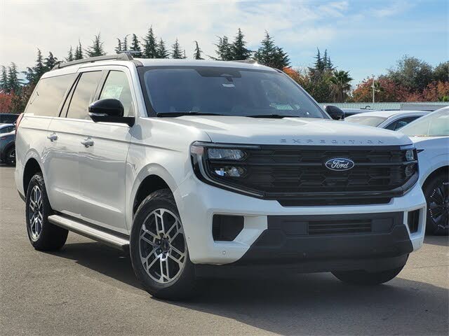 2025 Ford Expedition MAX Active 4WD