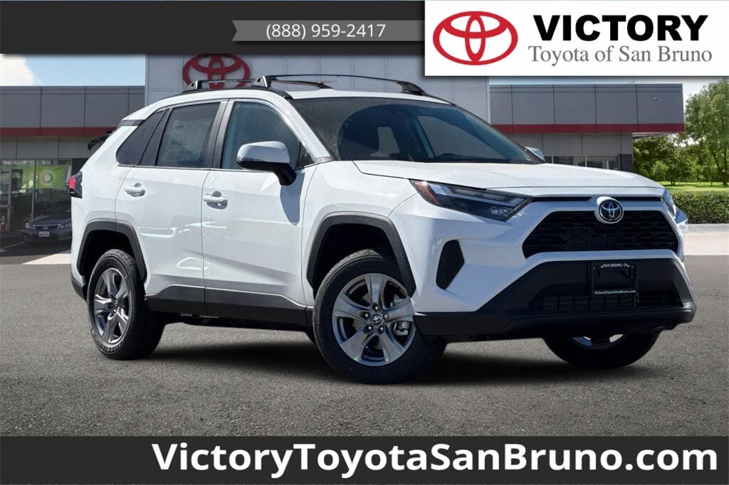 2025 Toyota RAV4 XLE AWD