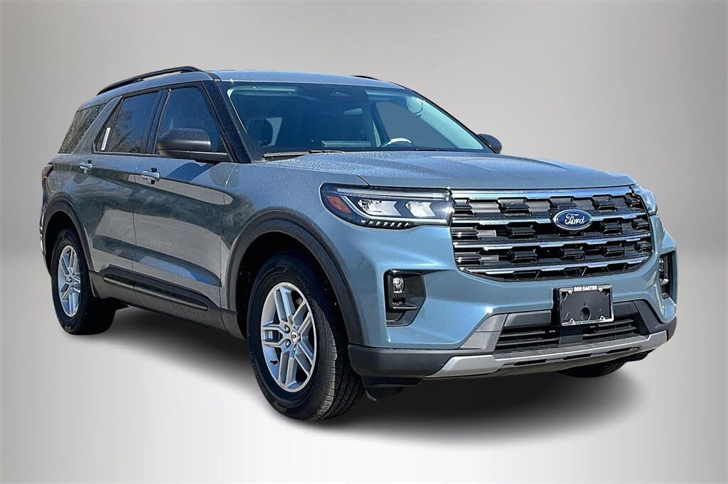 2026 Ford Explorer Active RWD