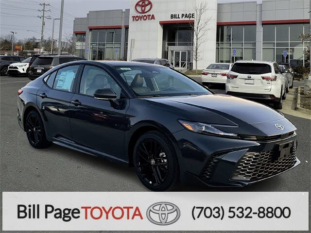 2026 Toyota Camry SE FWD