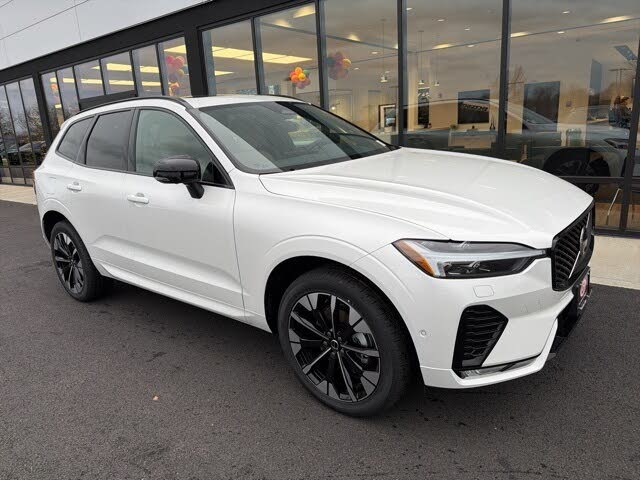 2026 Volvo XC60 B5 Plus AWD